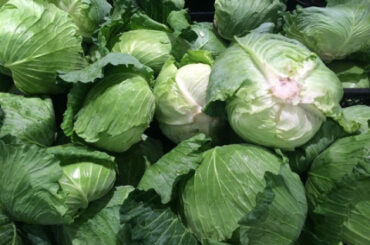 Organic vs Inorganic Foods: 6 Key Differences