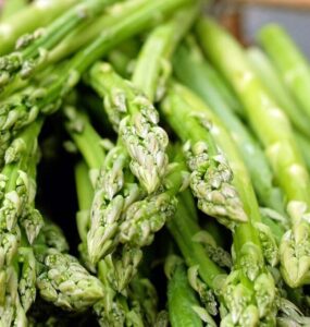 Good and Bad Asparagus Companion Plants