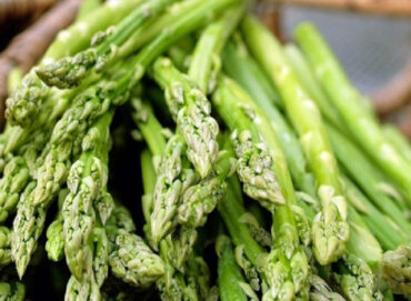 Good and Bad Asparagus Companion Plants